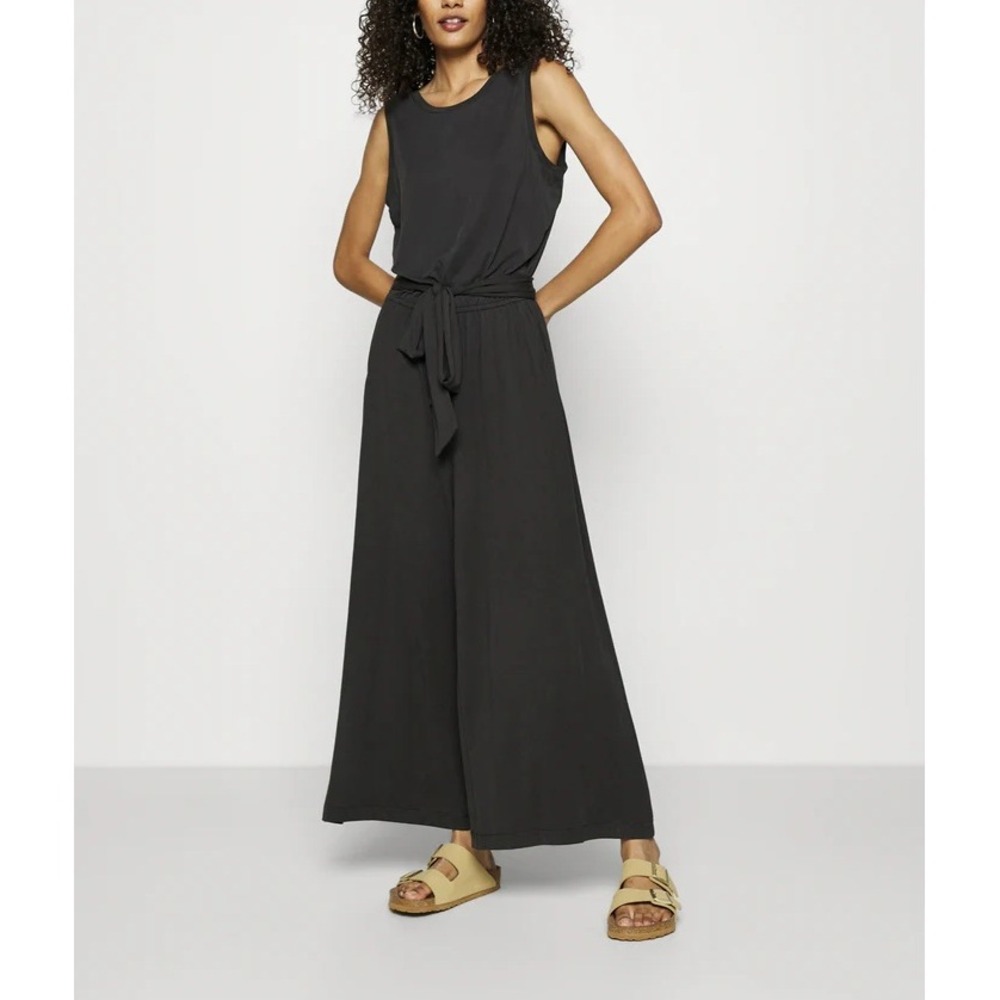 Banana Republic Black Sandwash Tie Waist Cropped Wide Leg Jumpsuit‎ Lagenlook S